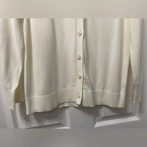 NWT Loft Button Up Women’s Cardigan Cream Ivory Colour Size Medium Capsule Piece - Picture 2 of 9